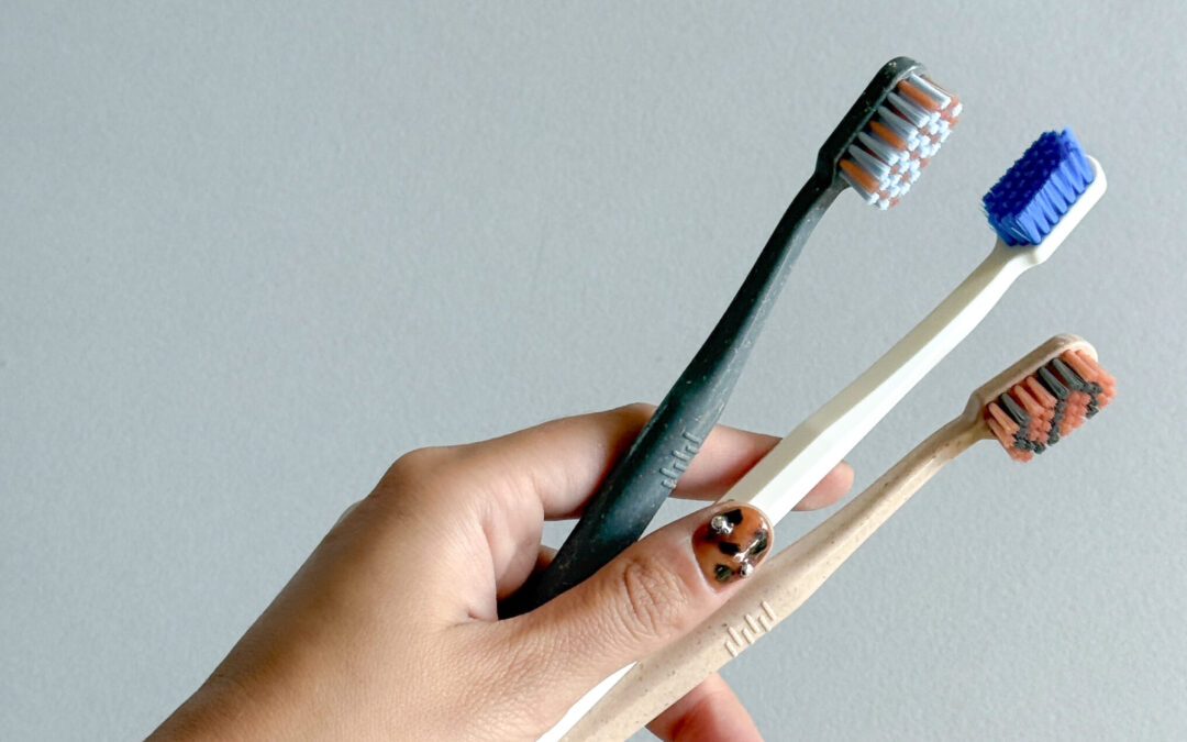 Jak myć zęby, aby zachować zdrowy i piękny uśmiech
